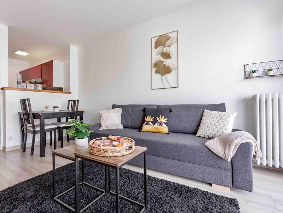 Appartement Avec Parking Et Terrasse Metro 7 Et Paris 빌쥐이프 외부 사진