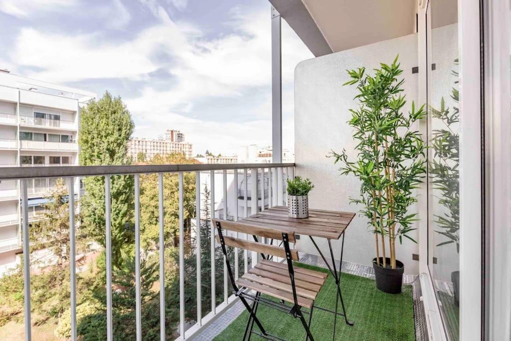 Appartement Avec Parking Et Terrasse Metro 7 Et Paris 빌쥐이프 외부 사진